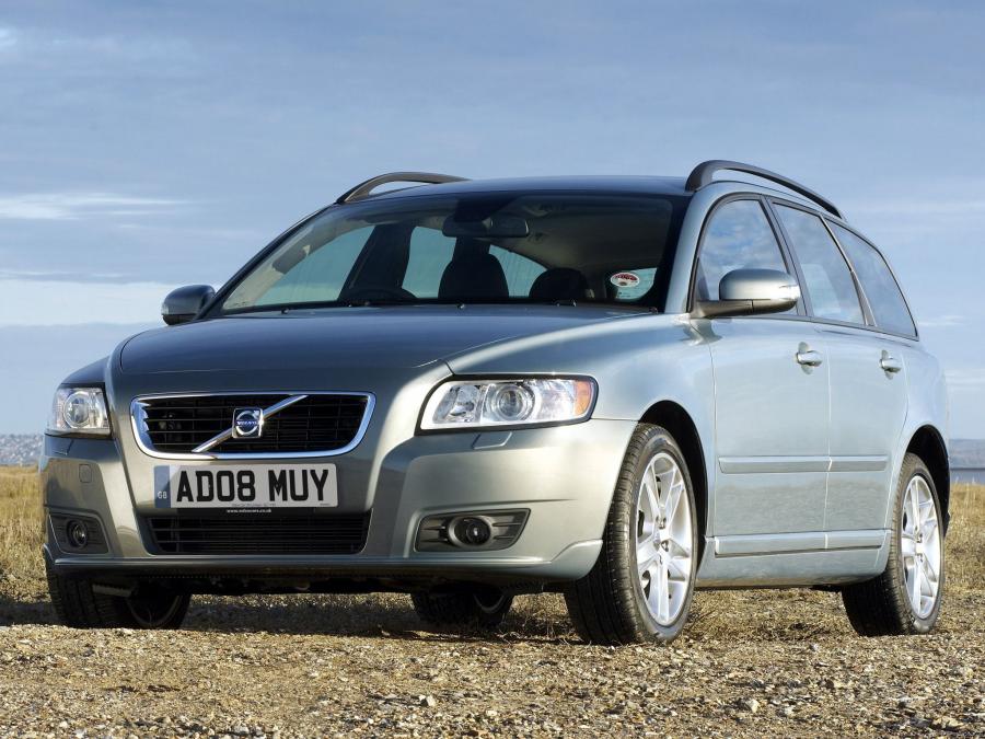  Volvo V50 2007 года  (UK) (фото 6 из 15)